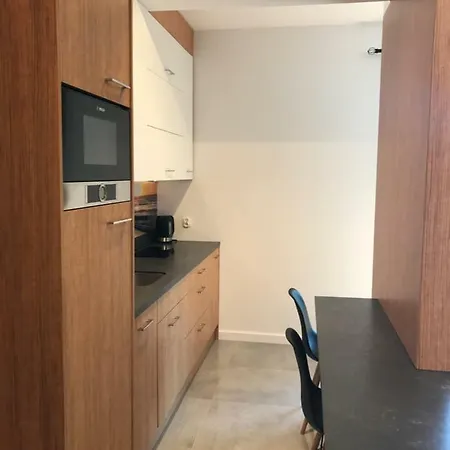 Jagielonska 42 アパート コウォブジェク